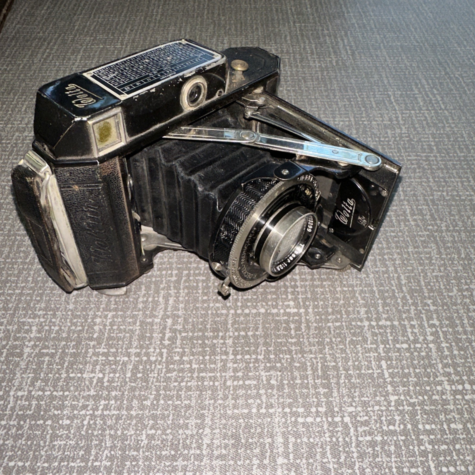 Vintage Welta Folding Film Camera Compur-Rapid Deckel München With Accessories