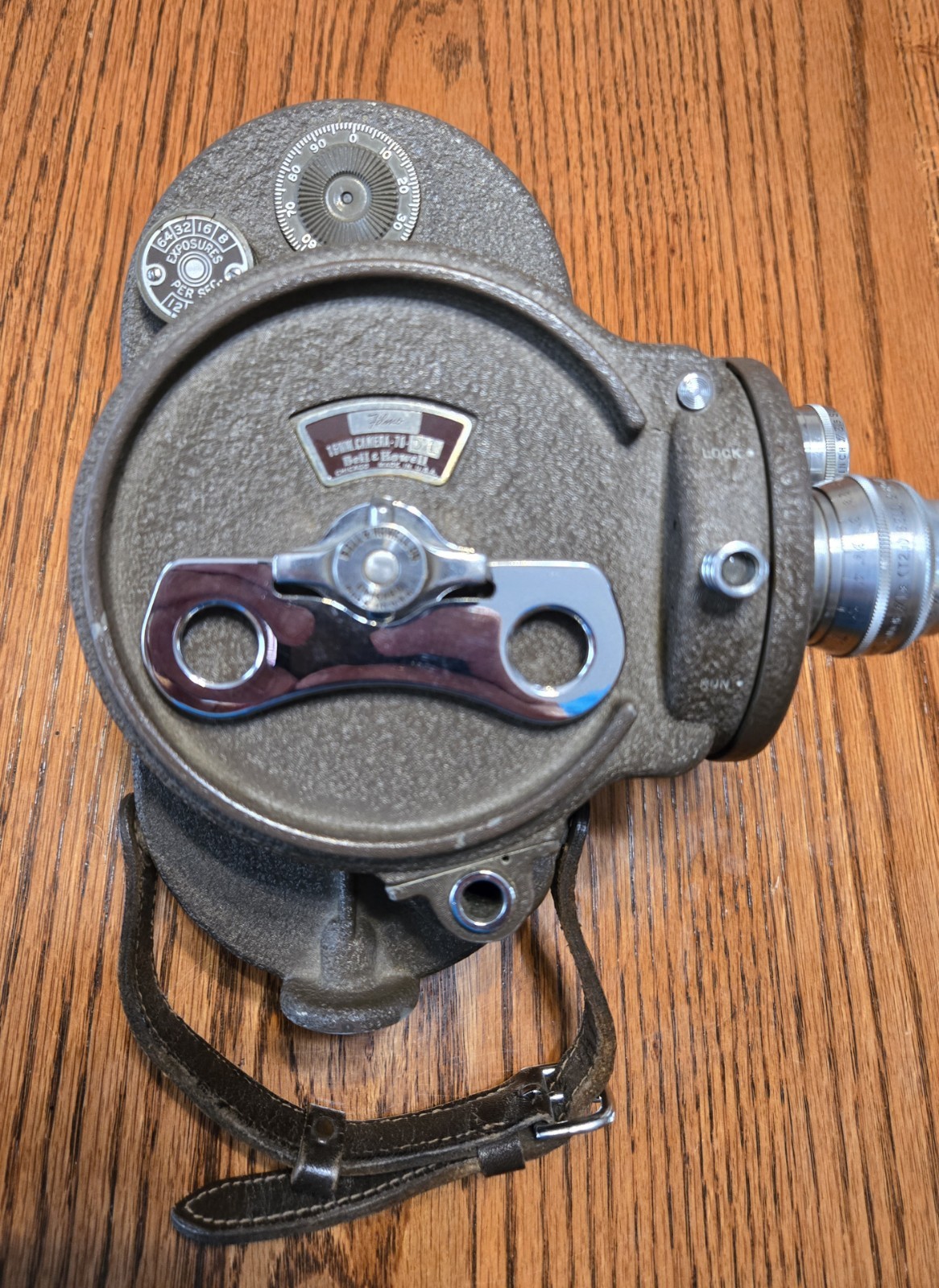 Bell & Howell Filmo 70-DL 16mm Non-Reflex Movie Camera, Brown