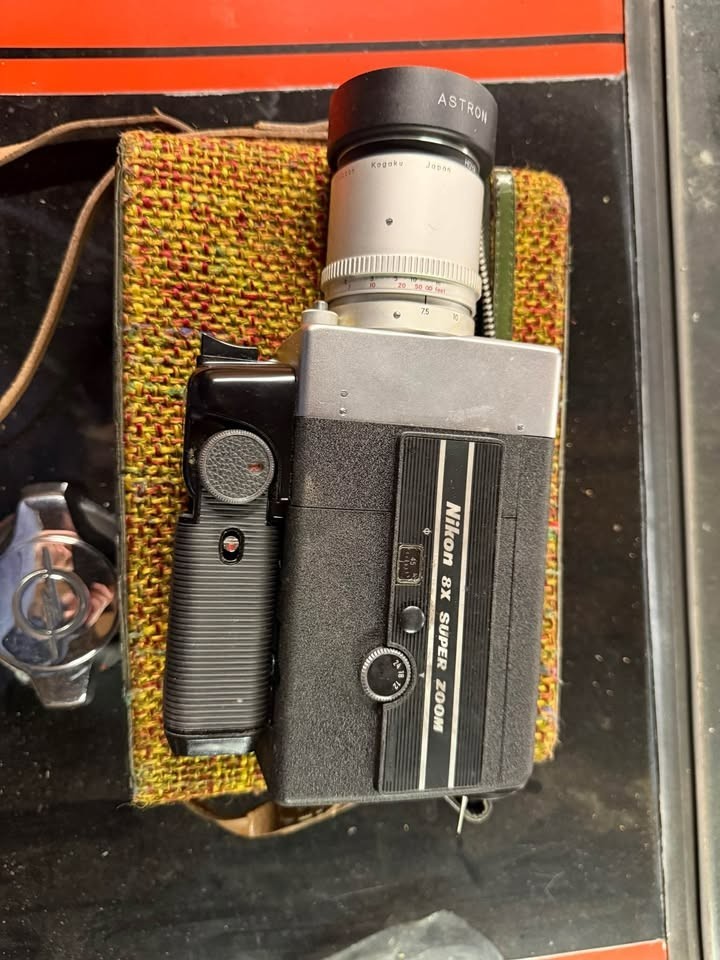Nikon 8x Super Zoom Super 8 Movie Film Camera Zoom